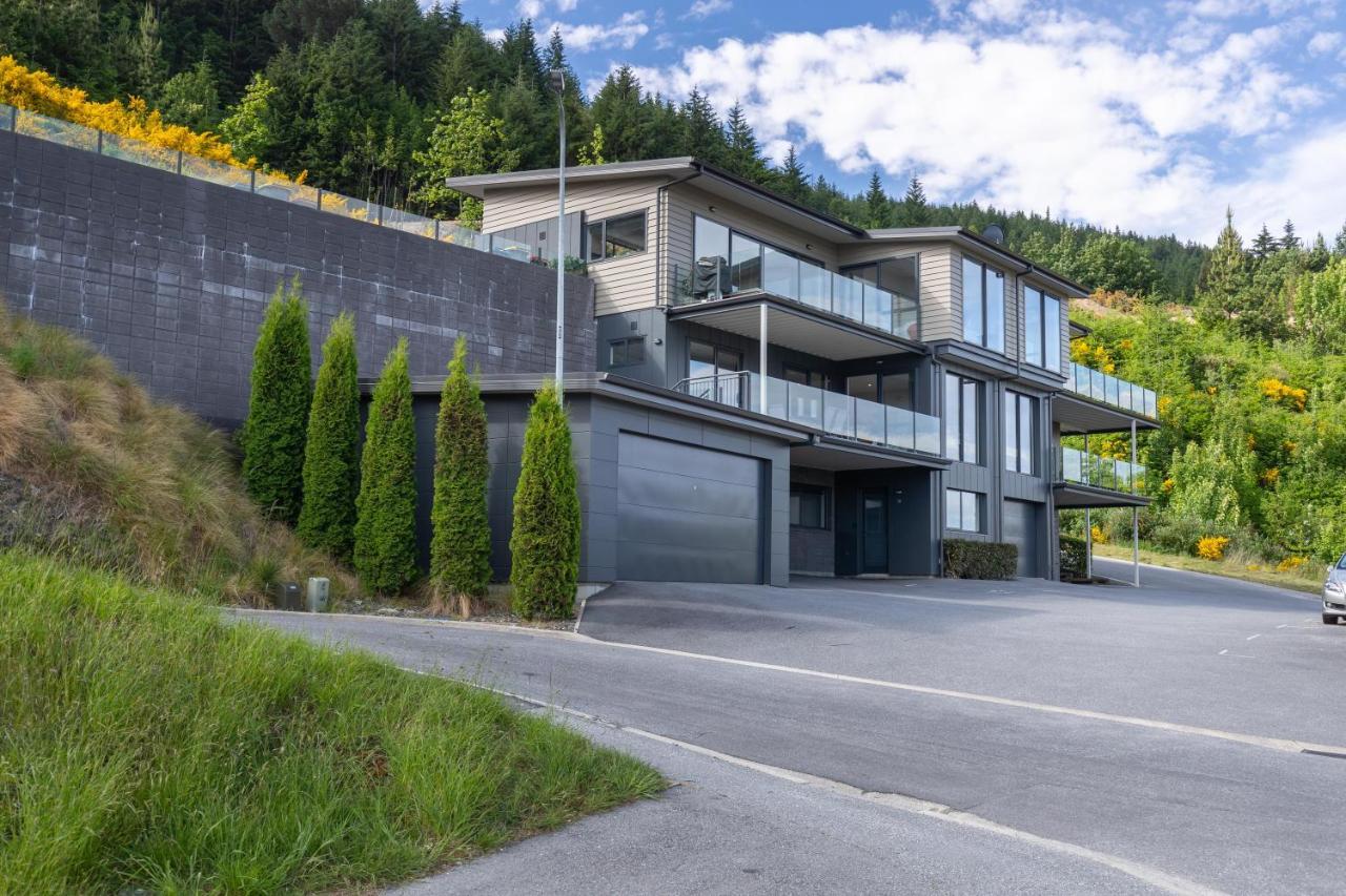 Alpine Getaway Apartment Куийнстаун Екстериор снимка